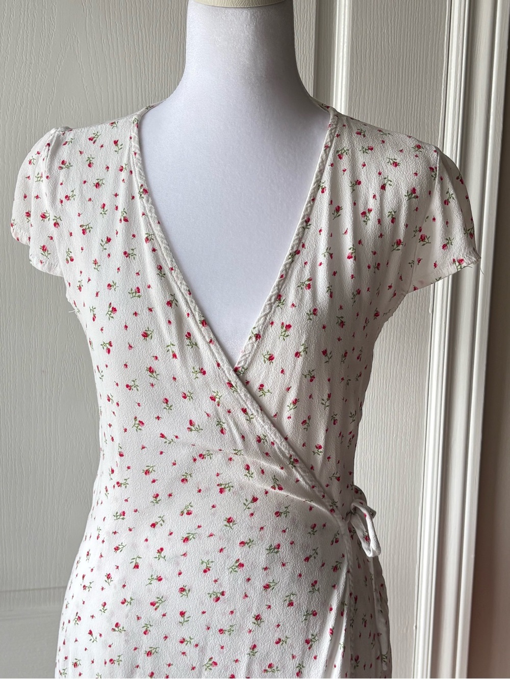 Brandy Melville White Floral Wrap Dress with Red Rose Print